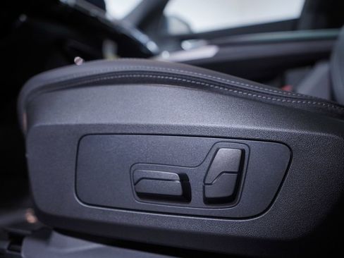 New 2026 BMW X2 xDrive28i w/ Convenience Package image 14