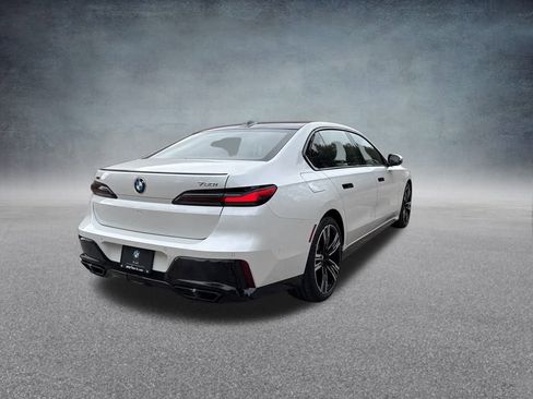 New 2026 BMW 760i xDrive w/ Executive Package image 5