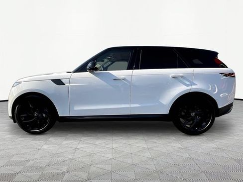 Used 2024 Land Rover Range Rover Sport SE AWD/4WD image 4