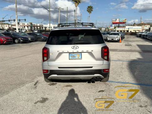 Used 2021 Hyundai Palisade SEL w/ Convenience Package FWD image 3