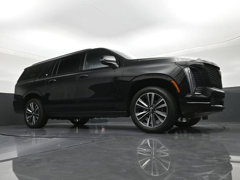 Certified 2026 Cadillac Escalade ESV Sport w/ Touring Package RWD image 27