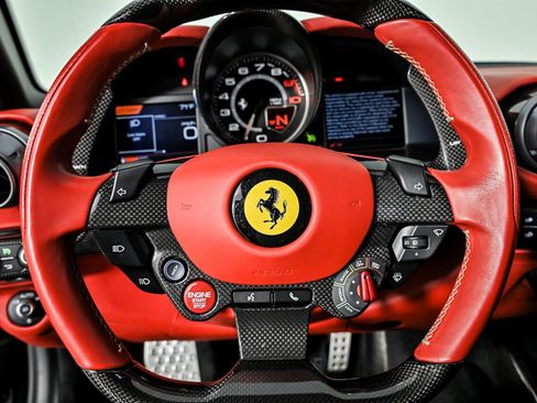 Used 2023 Ferrari 812 GTS RWD image 34