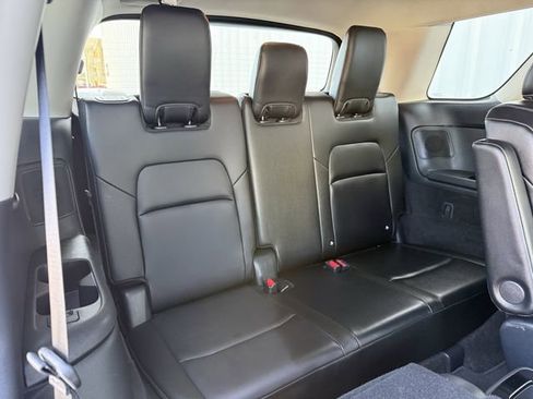 Used 2024 Nissan Pathfinder SL w/ SL Premium Package image 33