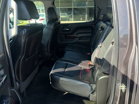 Used 2015 GMC Sierra 1500 SLE w/ SLE Value Package AWD/4WD image 10