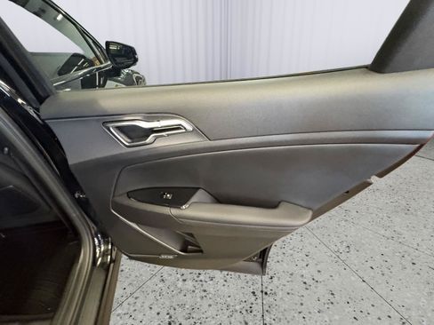 Used 2023 Kia Sportage SX FWD image 16