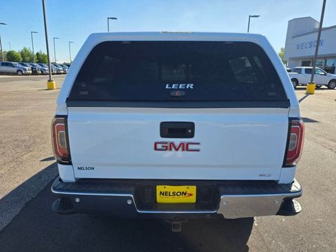 Used 2017 GMC Sierra 1500 SLT AWD/4WD image 12