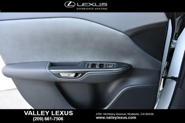 Certified 2026 Lexus RZ 450e AWD w/ Accessory Package (Z2) image 13