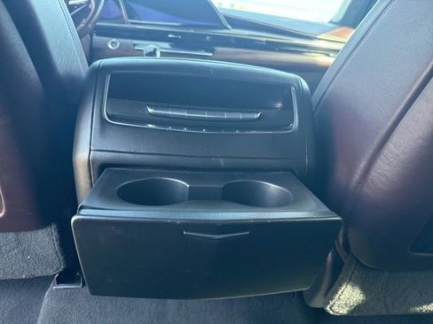 Used 2021 Cadillac Escalade Sport Platinum AWD/4WD image 13