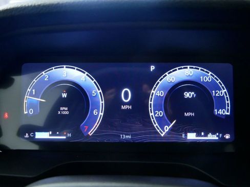 Used 2024 Jeep Grand Cherokee Laredo w/ Luxury Tech Group I image 54