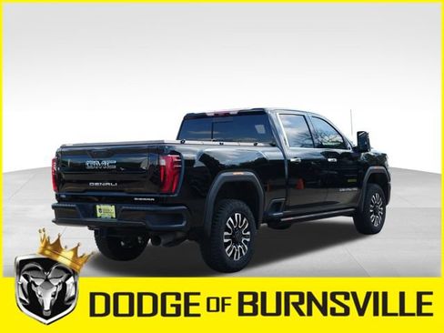Used 2025 GMC Sierra 3500 Denali Ultimate w/ Snow Plow Prep/Camper Package AWD/4WD image 9