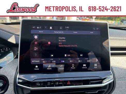 Used 2022 Jeep Compass Latitude w/ Sun and Sound Group AWD/4WD image 26