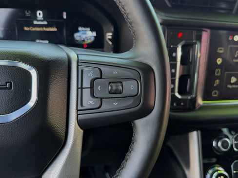 Used 2024 GMC Yukon Denali AWD/4WD image 24