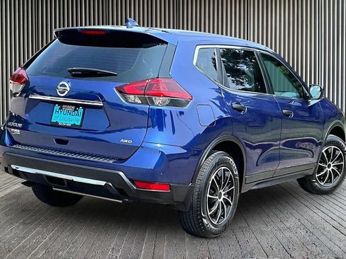 Used 2018 Nissan Rogue S AWD/4WD image 13