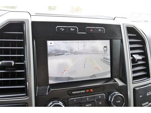 Used 2017 Ford F150 Lariat w/ Equipment Group 501A Mid image 22