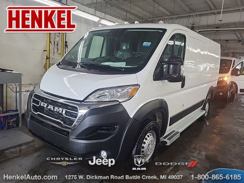 Used 2025 RAM ProMaster 2500 w/ U-Haul Equipment Group FWD image 1