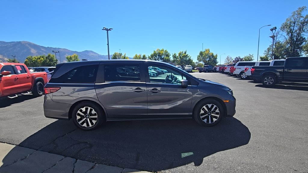 Used 2025 Honda Odyssey EX-L image 4