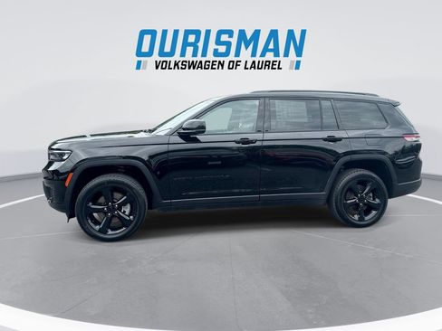 Used 2023 Jeep Grand Cherokee L Laredo AWD/4WD image 5