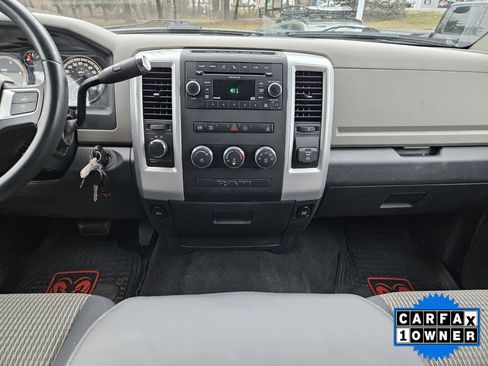 Used 2011 RAM 2500 SLT w/ Luxury Group image 13