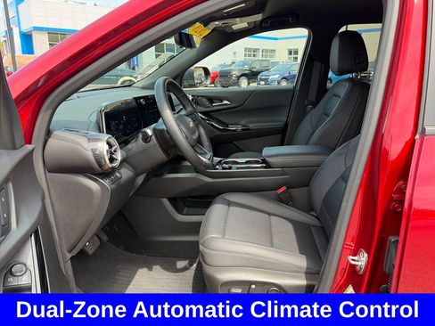 Used 2026 Chevrolet Equinox LT w/ Convenience Package II AWD/4WD image 10