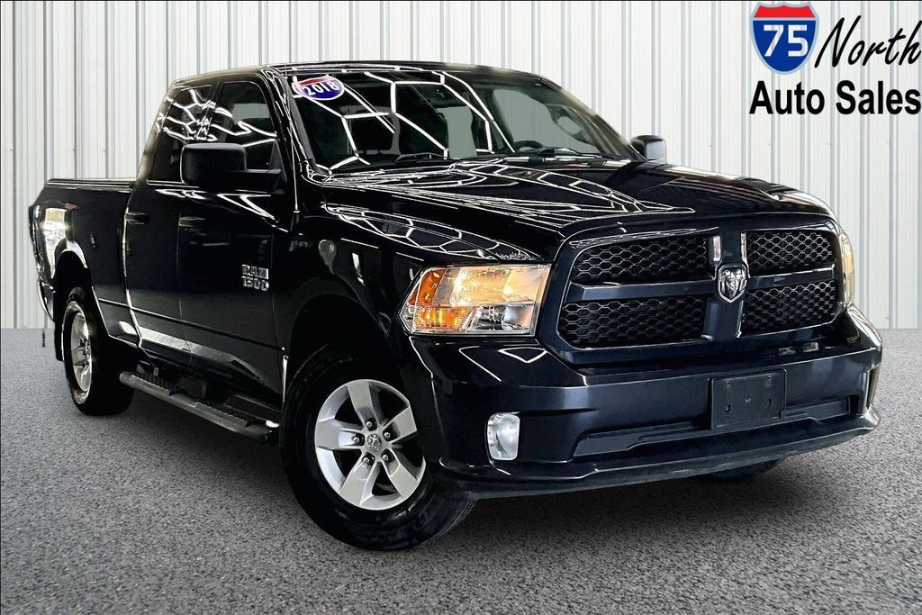 Used 2018 RAM 1500 Express AWD/4WD image 1
