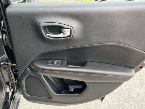 Used 2019 Jeep Compass Limited w/ Safety & Security Group AWD/4WD image 24