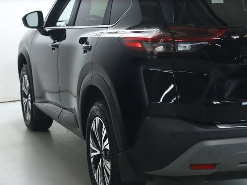 Certified 2023 Nissan Rogue SV AWD/4WD image 40