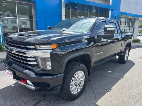 Used 2020 Chevrolet Silverado 2500 High Country w/ Technology Package AWD/4WD image 2