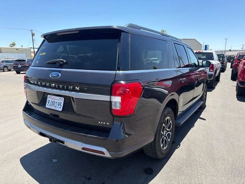Used 2024 Ford Expedition Max XLT RWD image 3