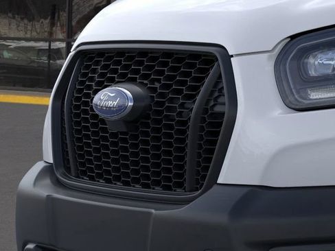 New 2025 Ford Transit 250 148 Medium Roof Extended AWD image 17