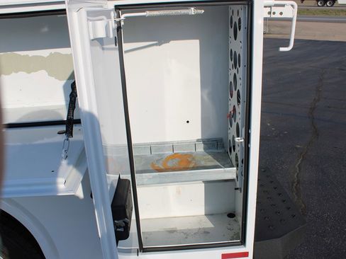 Used 2022 Chevrolet Express 3500 w/ Power Convenience Package image 20