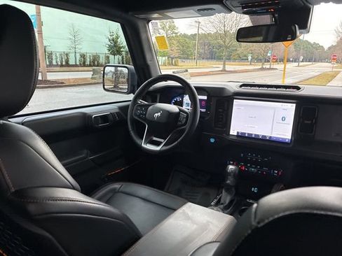 Used 2024 Ford Bronco Badlands image 24