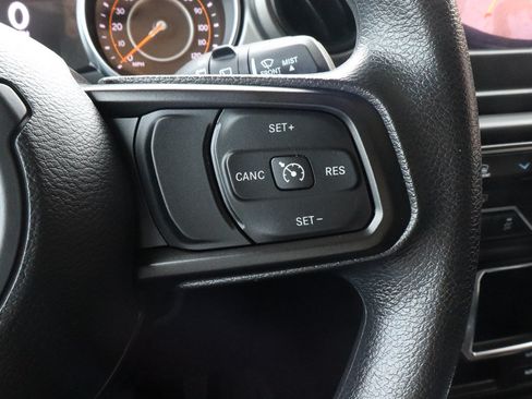 Used 2022 Jeep Wrangler Unlimited Sport AWD/4WD image 27