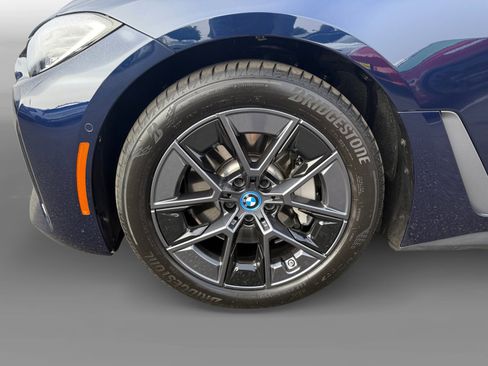 Used 2024 BMW i4 eDrive40 w/ Premium Package image 9
