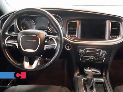 Used 2018 Dodge Charger SXT Plus RWD image 14