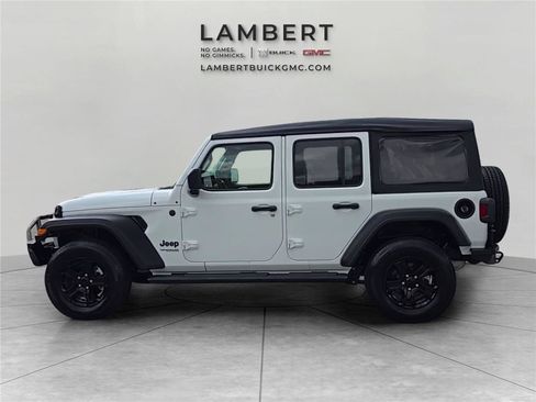 Used 2022 Jeep Wrangler Unlimited Sport AWD/4WD image 2