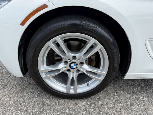 Used 2018 BMW 330i Gran Turismo xDrive AWD/4WD image 14