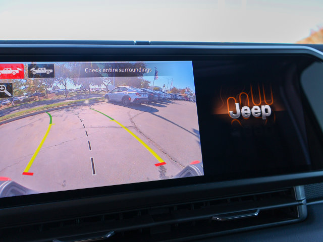 Used 2026 Jeep Gladiator Rubicon AWD/4WD image 19
