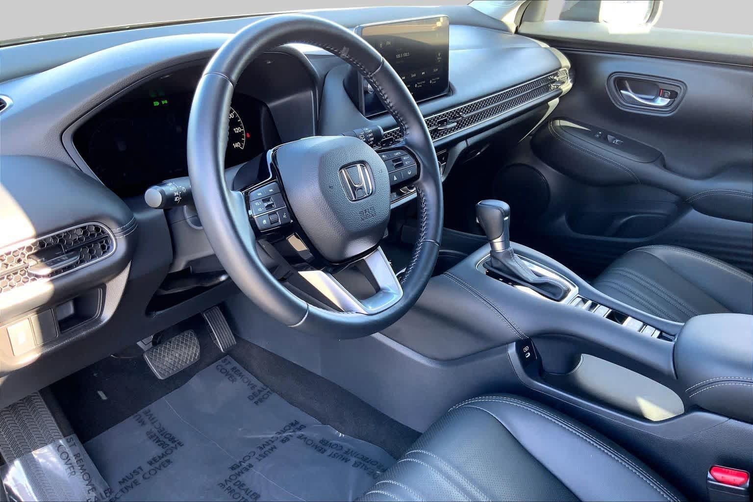 Used 2026 Honda HR-V EX-L image 17