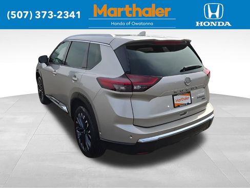 Used 2026 Nissan Rogue Platinum w/ Platinum Premium Package AWD/4WD image 3