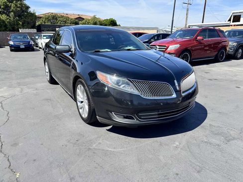 Used 2015 Lincoln MKS FWD image 9