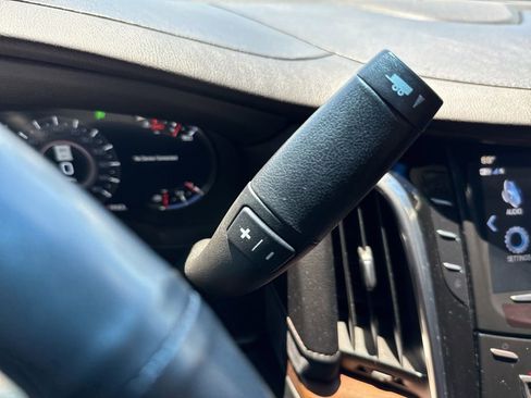 Used 2019 Cadillac Escalade Premium Luxury AWD/4WD image 28