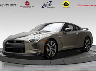 Used 2009 Nissan GT-R Premium video 1