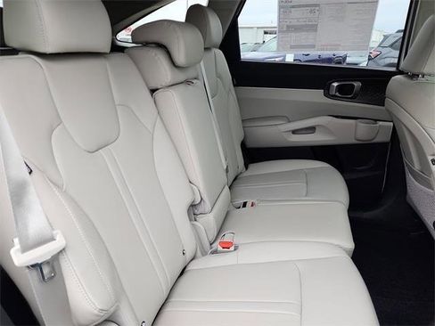 New 2026 Kia Sorento S w/ S Panoramic Sunroof Package image 18