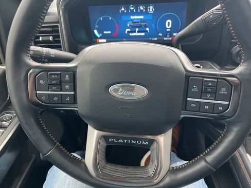 Used 2024 Ford F350 Platinum w/ FX4 Off-Road Package image 11