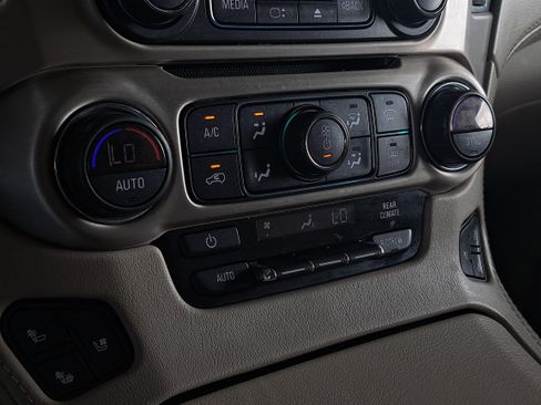 Used 2020 GMC Yukon Denali AWD/4WD image 28