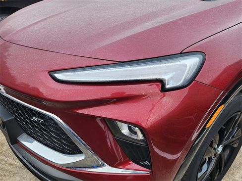 Used 2025 Buick Encore GX Sport Touring w/ Comfort Package image 6