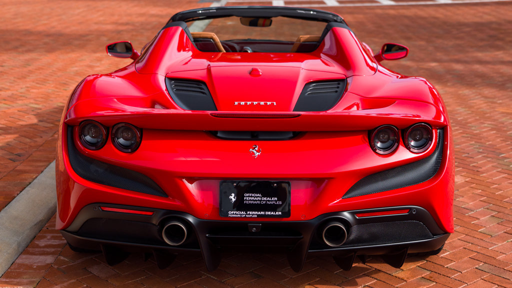 Certified 2023 Ferrari F8 Tributo RWD image 6