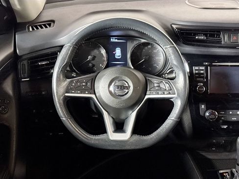Used 2017 Nissan Rogue SL w/ SL Premium Package AWD/4WD image 13
