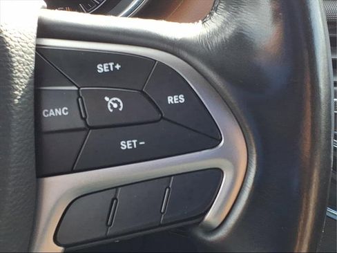 Used 2021 Jeep Grand Cherokee Overland image 29