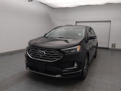 Used 2019 Ford Edge Titanium w/ Equipment Group 301A AWD/4WD image 15